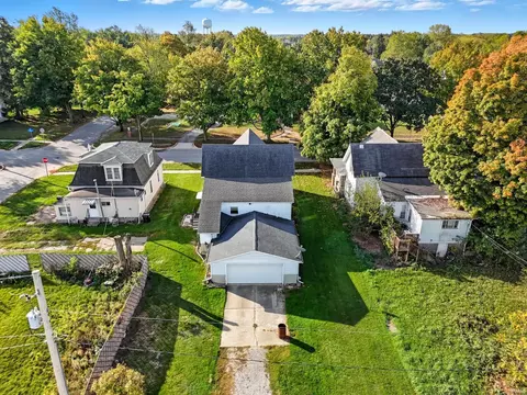 420 W Maple St, Waterloo, IN 46793 photo 6