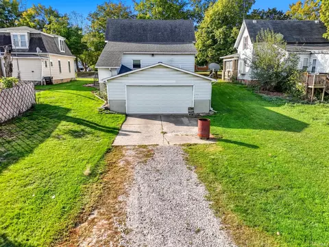 420 W Maple St, Waterloo, IN 46793 photo 5