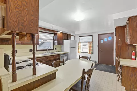 420 W Maple St, Waterloo, IN 46793 photo 18