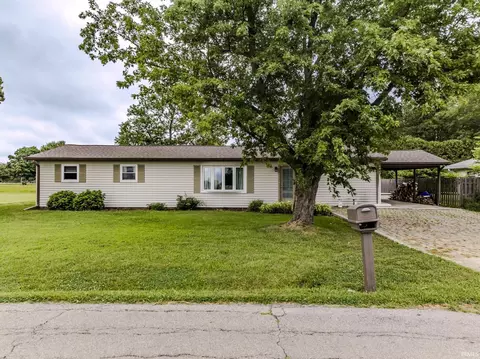 6330 W Cr 200 S, Yorktown, IN 47396