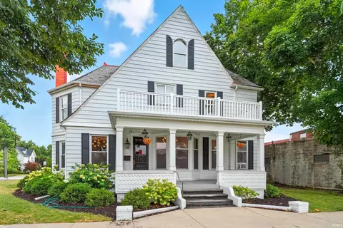 126 N Main St, Columbia City, IN 46725