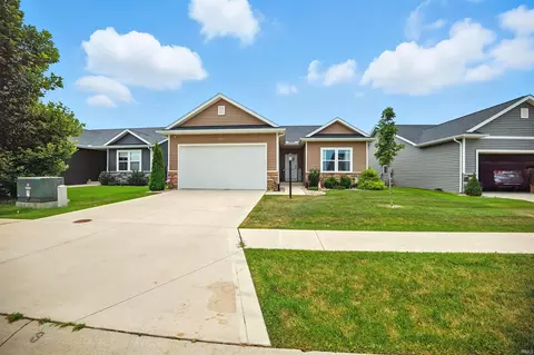 1946 Newbury Cir, Goshen, IN 46526