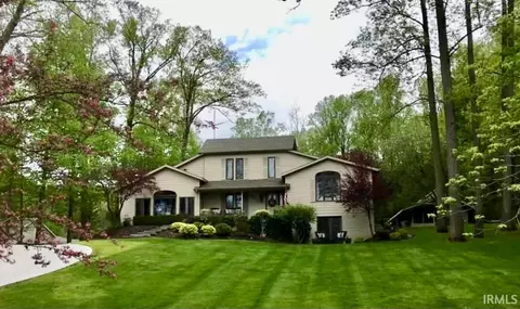 22377 Madison Rd, South Bend, IN 46614
