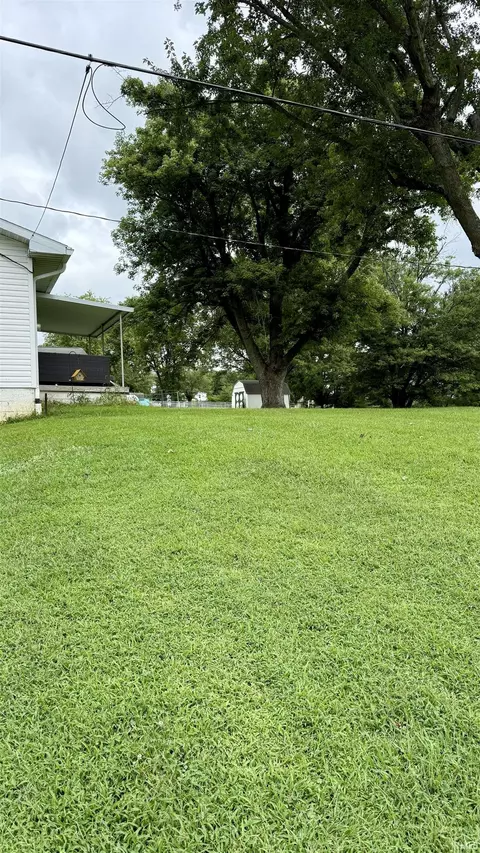 705 E Crestline Dr, Bloomington, IN 47401 photo 23