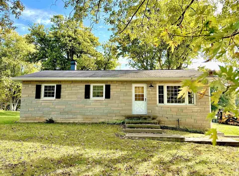 705 E Crestline Dr, Bloomington, IN 47401 photo 1