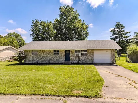 517 S Ohio St, Parker City, IN 47368