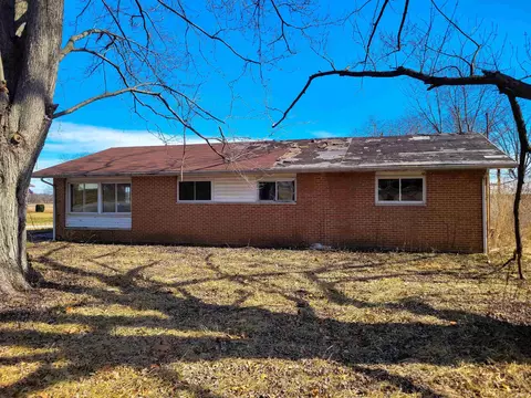1799 S Fourth St, Merom, IN 47861