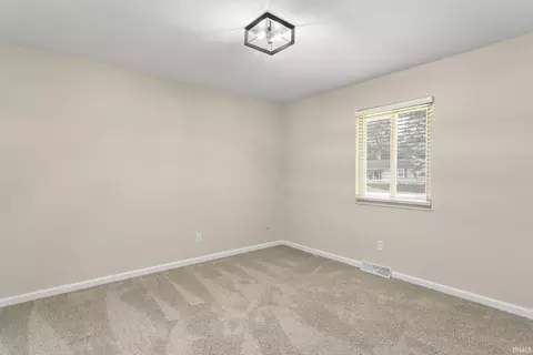 15278 Montecito Dr, Granger, IN 46530 photo 11