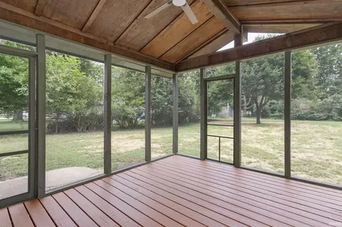15278 Montecito Dr, Granger, IN 46530 photo 16