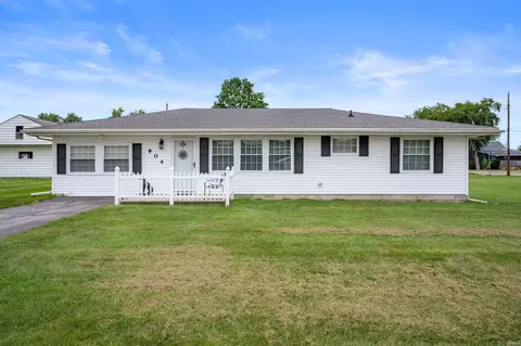 904 W Harrison St, Hartford City, IN 47348