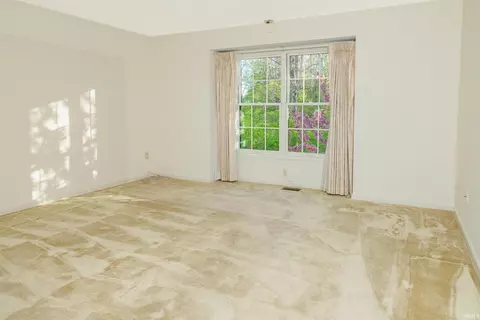 2228 E Cape Cod Dr, Bloomington, IN 47401 photo 18