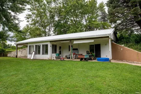 8282 Rose Rd, Plymouth, IN 46563