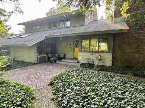 Exterior - 459 E Hill St, Wabash, IN 46992 photo 1 of 5