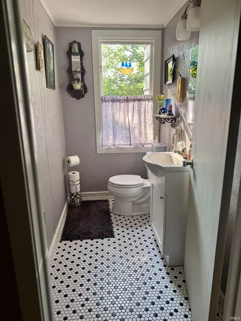Bath - 459 E Hill St, Wabash, IN 46992 photo 1 of 3