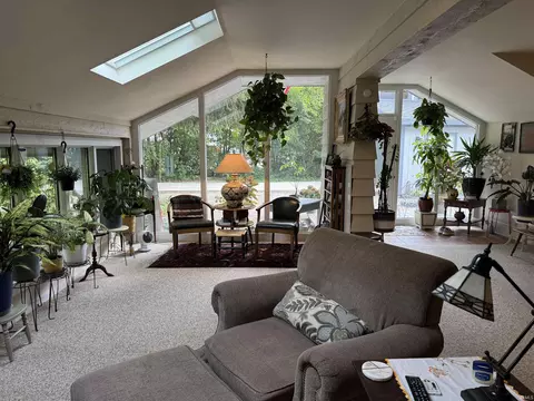 Living - 459 E Hill St, Wabash, IN 46992 photo 1 of 7