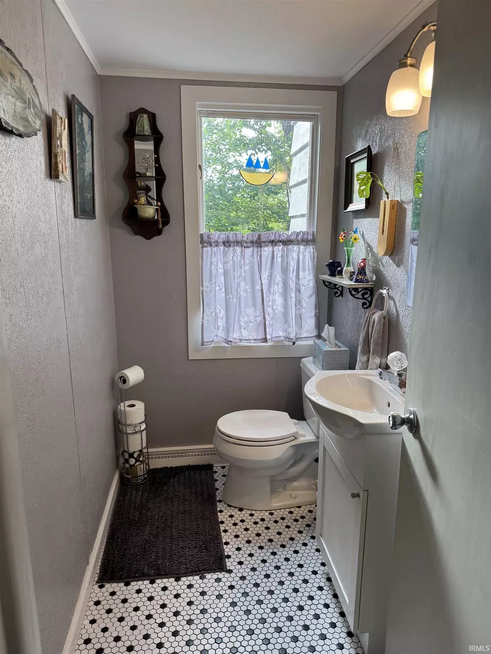 Bath - 459 E Hill St, Wabash, IN 46992 photo 1 of 3