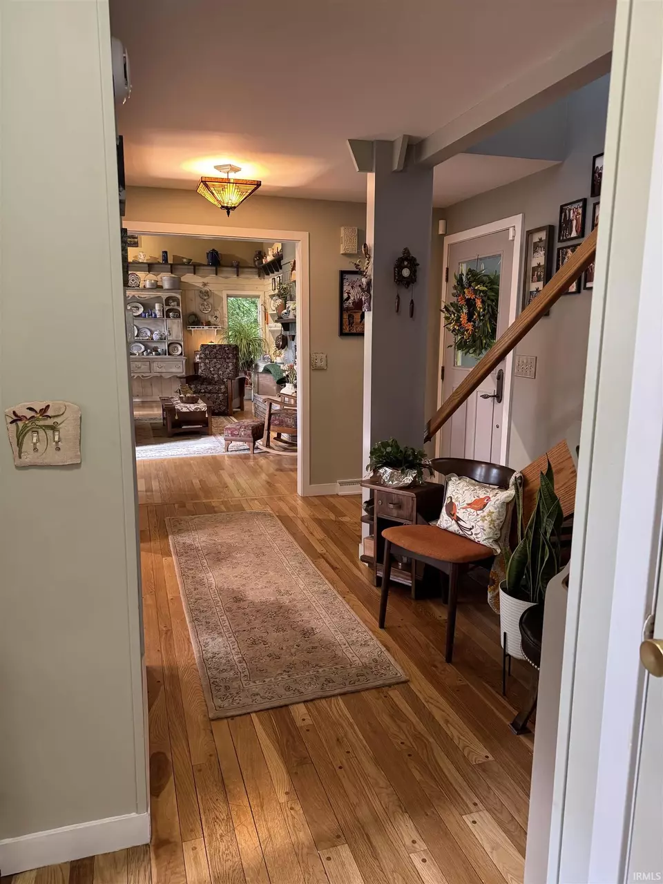 Entry Way - 459 E Hill St, Wabash, IN 46992 photo 1 of 6