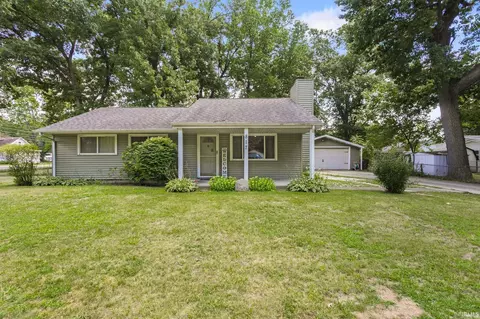 817 Woodlawn Ave, Elkhart, IN 46514