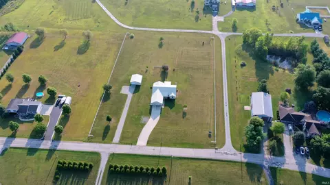 1119 S Wolf Rd, Columbia City, IN 46725