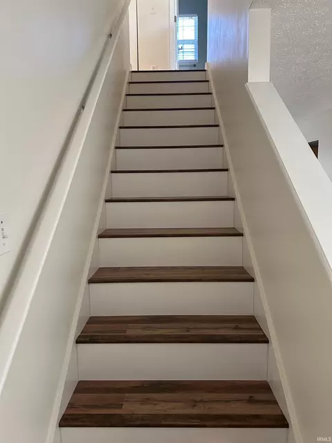 Entry Way - 3920 S Cramer Cir, Bloomington, IN 47403 photo 1 of 3