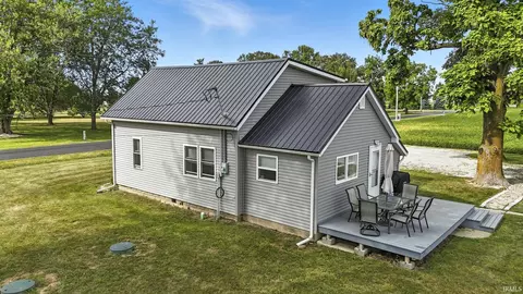4102 W South County Line Rd, Yoder, IN 46798 photo 6