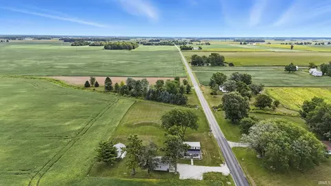 4102 W South County Line Rd, Yoder, IN 46798 photo 9