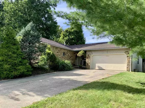 1701 E Thornton Dr, Bloomington, IN 47401 photo 1