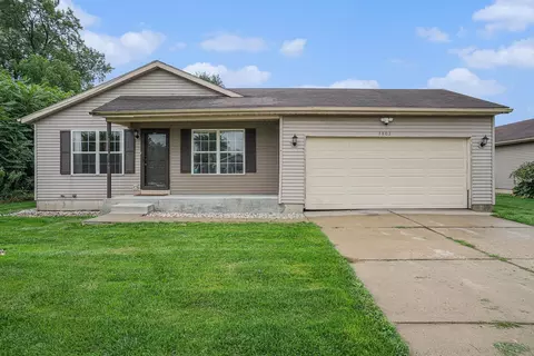 2802 W Calvert St, South Bend, IN 46613