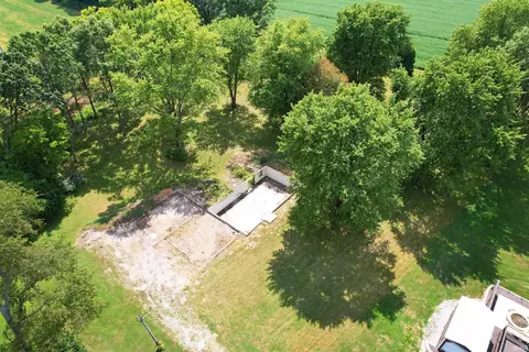 27 5 Lambert Dr, Mount Carmel, IL 62863 photo 18