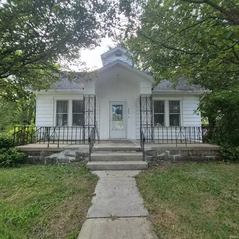403 S Main St, Farmland, IN 47340