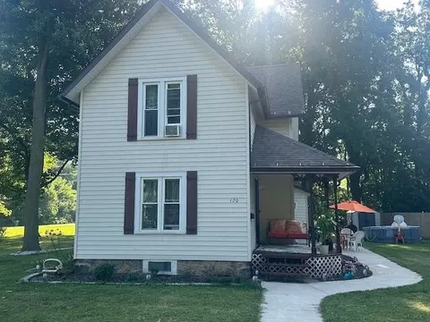 120 Powers St, Angola, IN 46703