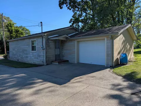 1329 E Van Trees St, Washington, IN 47501 photo 4