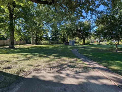 1329 E Van Trees St, Washington, IN 47501 photo 5
