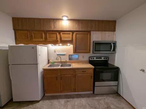 1329 E Van Trees St, Washington, IN 47501 photo 12