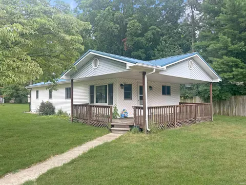 25567 Homewood Ave, Elkhart, IN 46514