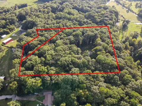 View/Area - 3865 E Dora Rd, Bloomington, IN 47408 photo 1 of 4
