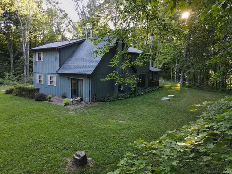 Exterior - 3865 E Dora Rd, Bloomington, IN 47408 photo 1 of 10