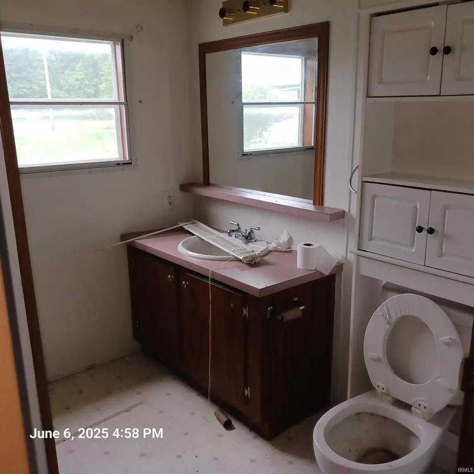  403 W Fillmore St, Staunton, IN 47881 photo 13