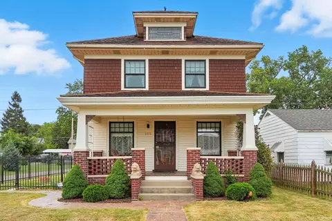 3713 S Monroe St, Fort Wayne, IN 46806