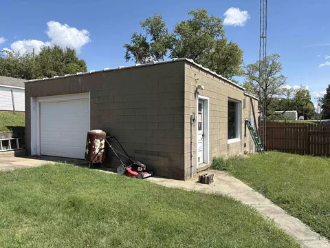 Exterior - 1302 Greene St, Jasper, IN 47546 photo 3 of 3