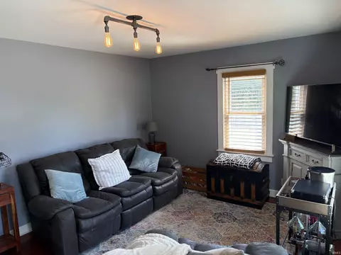 Living - 1302 Greene St, Jasper, IN 47546 photo 2 of 2