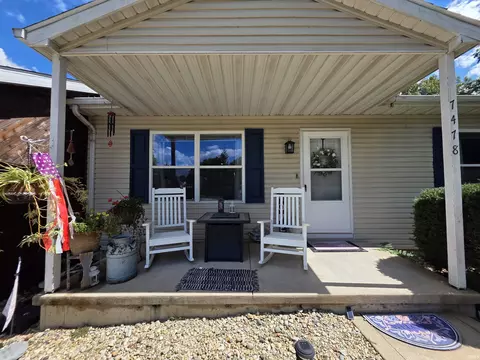 7478 N Navigator Dr, Walkerton, IN 46574