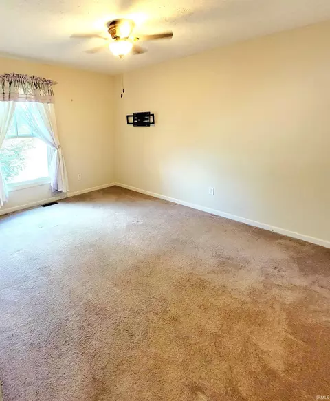 220 Park Row, Flora, IN 46929 photo 12