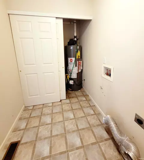 220 Park Row, Flora, IN 46929 photo 16