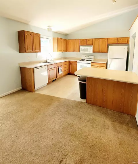 220 Park Row, Flora, IN 46929 photo 9