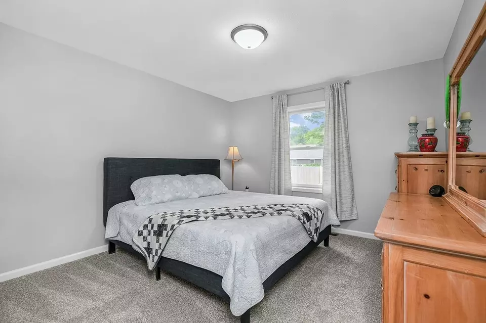 Bedroom - 2523 Redspire Blvd, Goshen, IN 46526 photo 3 of 3