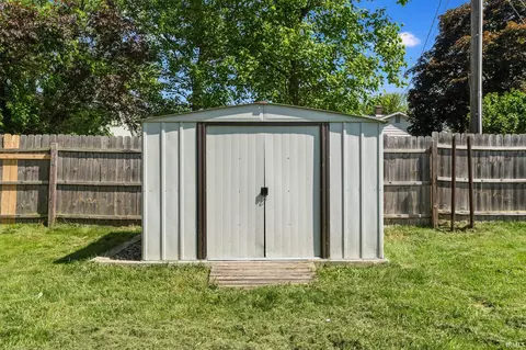 404 E High St, Garrett, IN 46738 photo 35