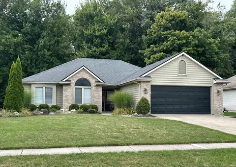 10717 Wild Ridge Pl, Fort Wayne, IN 46818