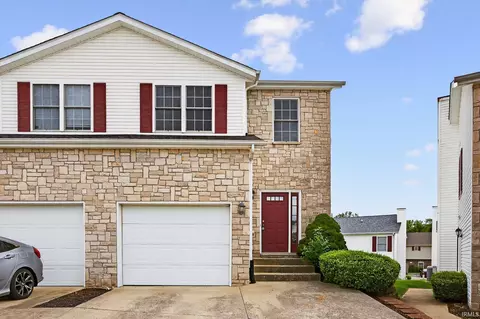 2627 E Oaklawn Ct, Bloomington, IN 47401