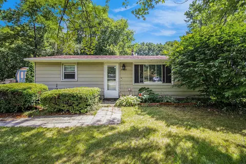 54212 Highland Blvd, Elkhart, IN 46514